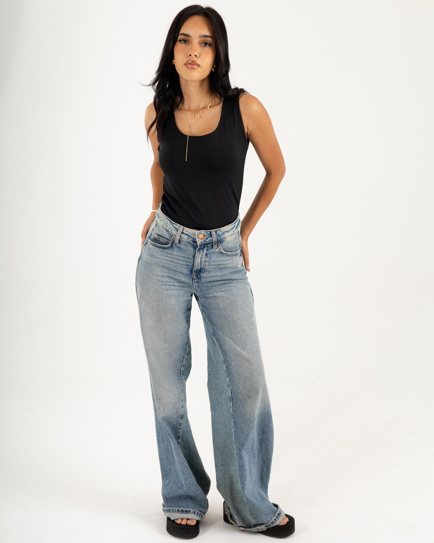 Basic Tank top - Scoop Neck - Double Layers.