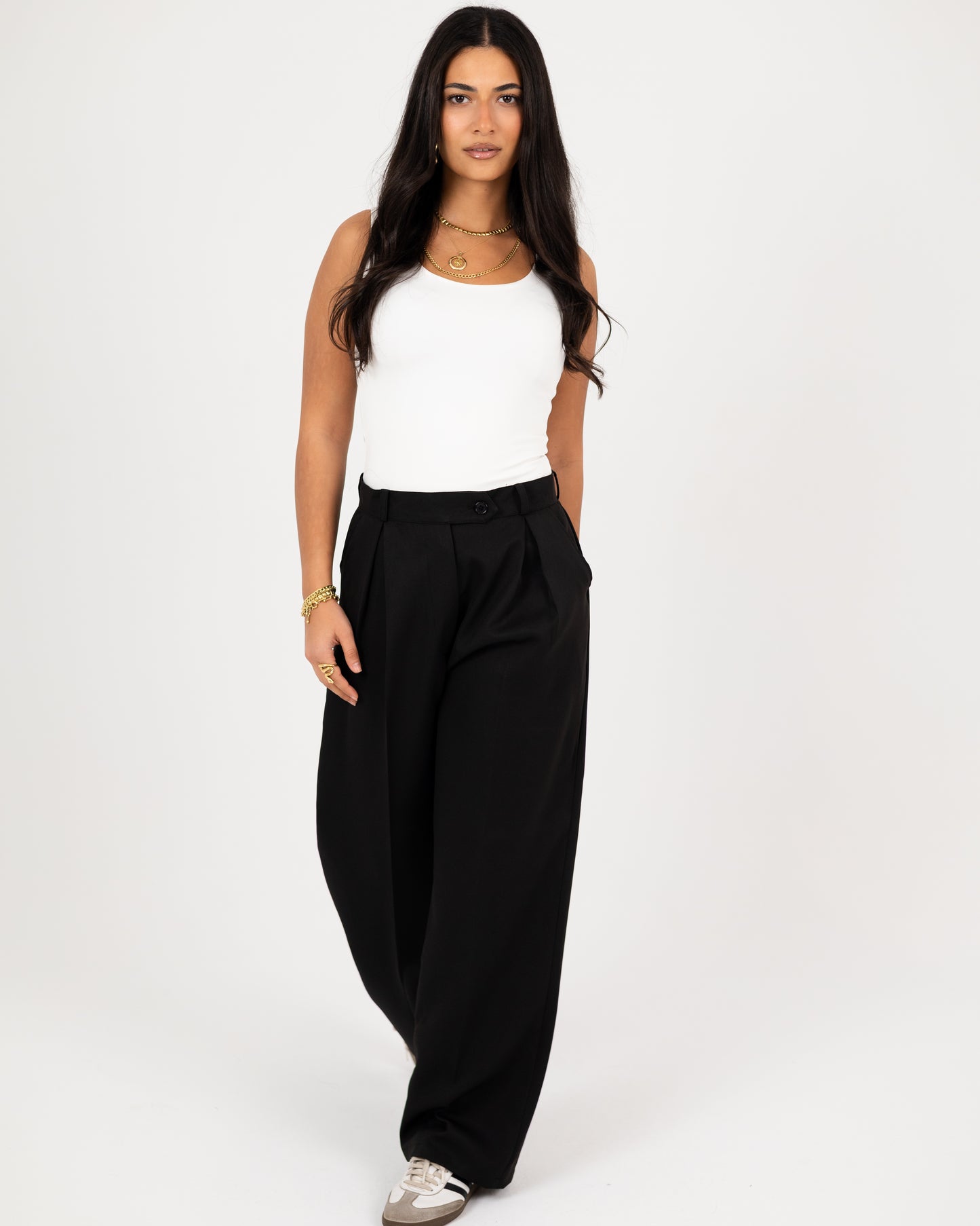 Wide-Leg Modern Pleated Pants