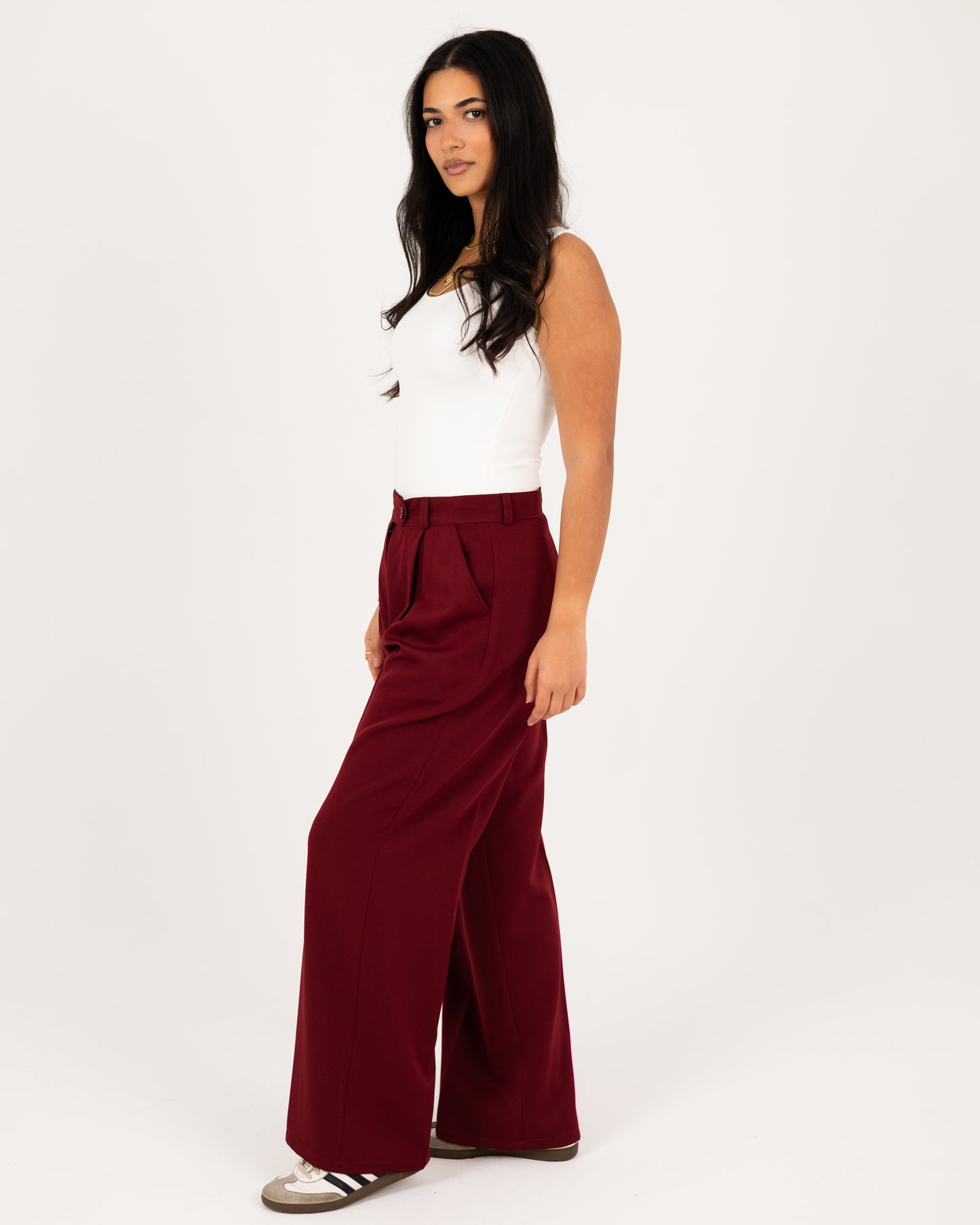 Wide-Leg Modern Pleated Pants