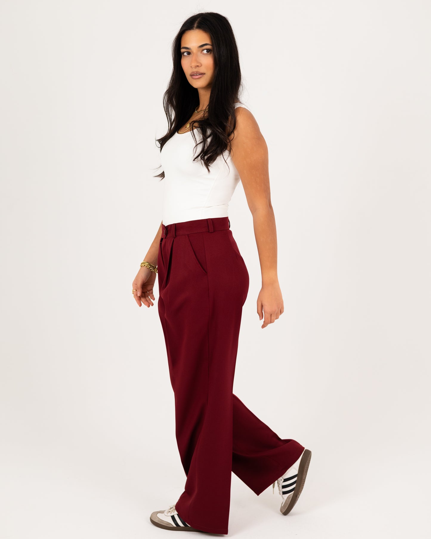 Wide-Leg Modern Pleated Pants