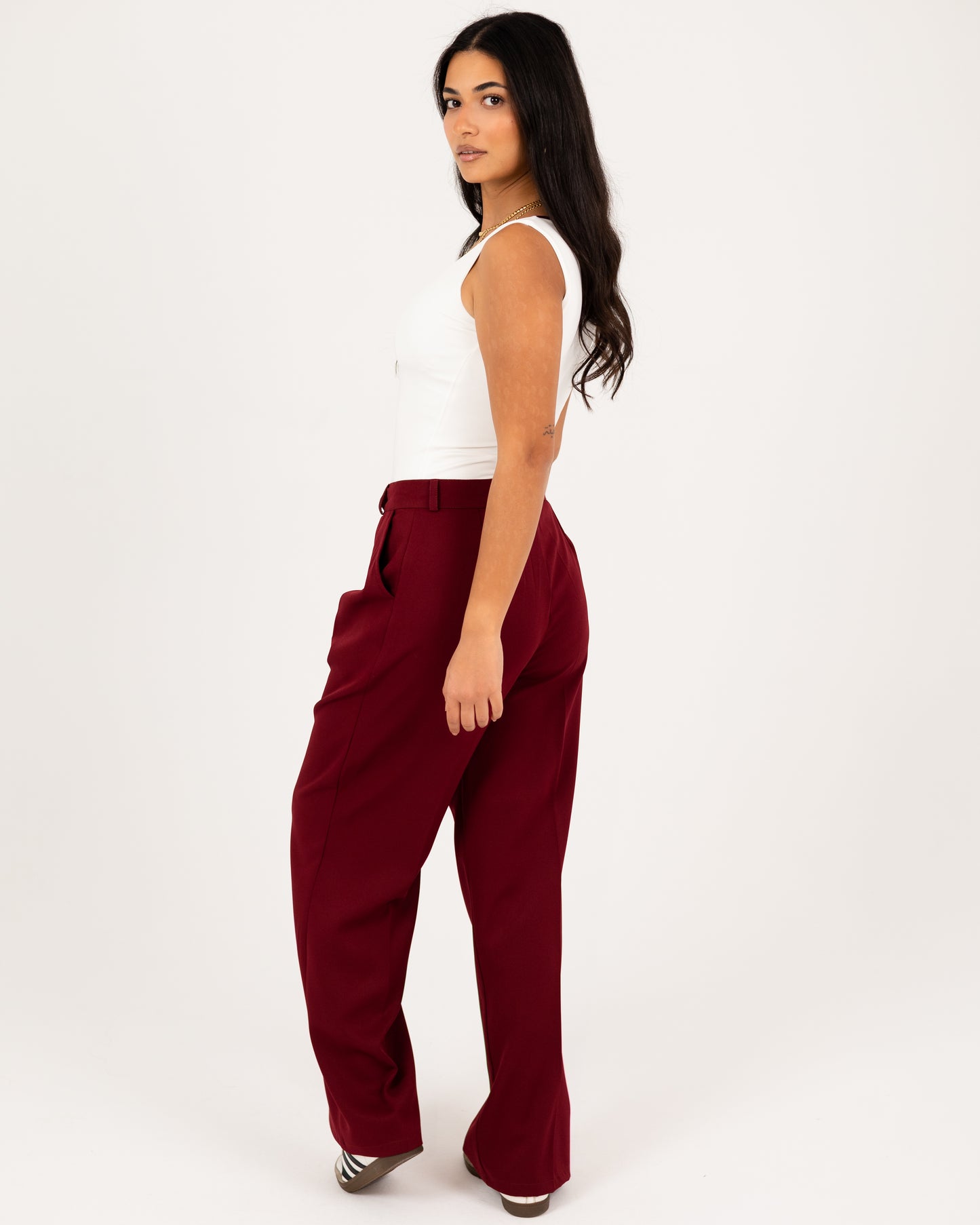 Wide-Leg Modern Pleated Pants