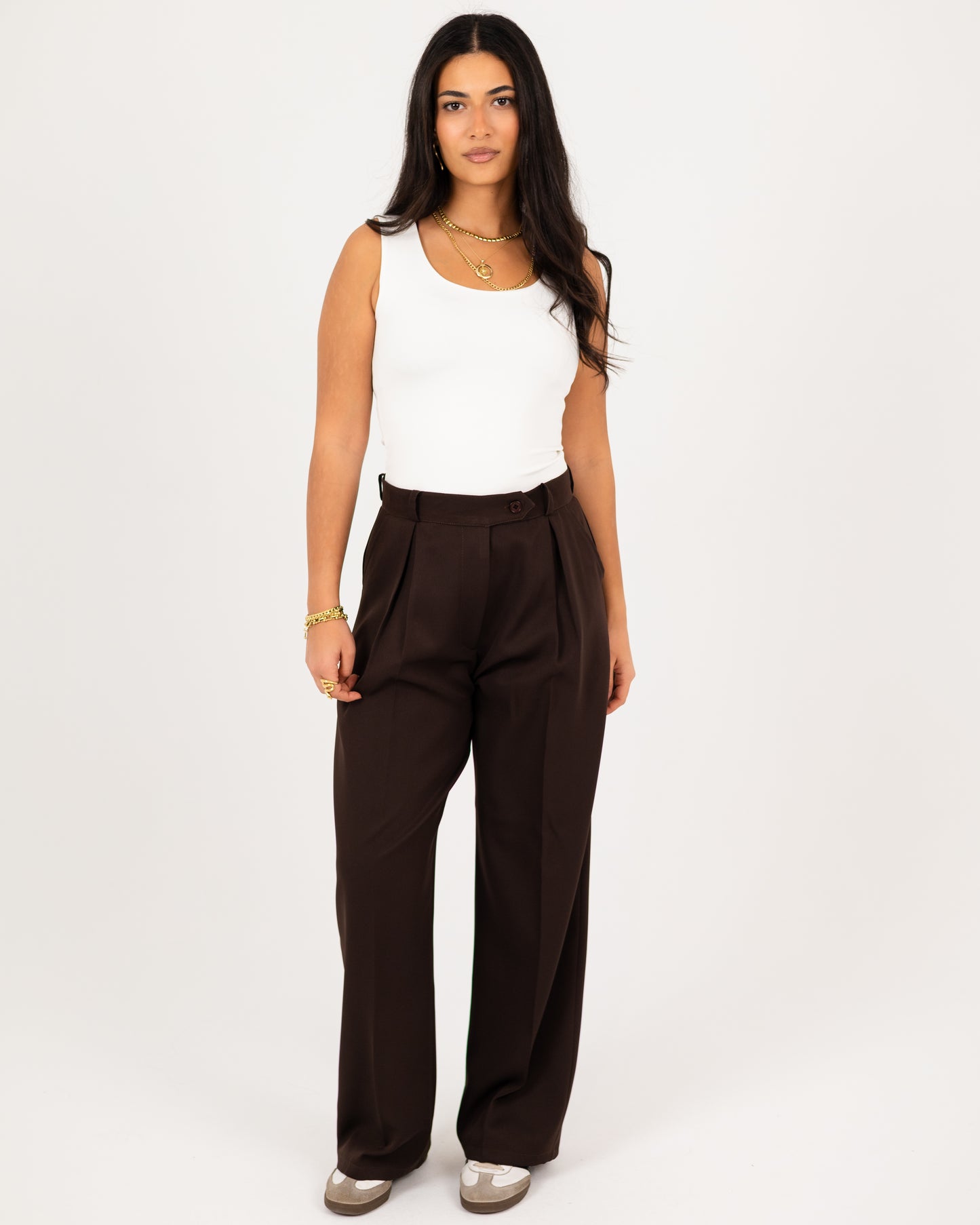 Wide-Leg Modern Pleated Pants