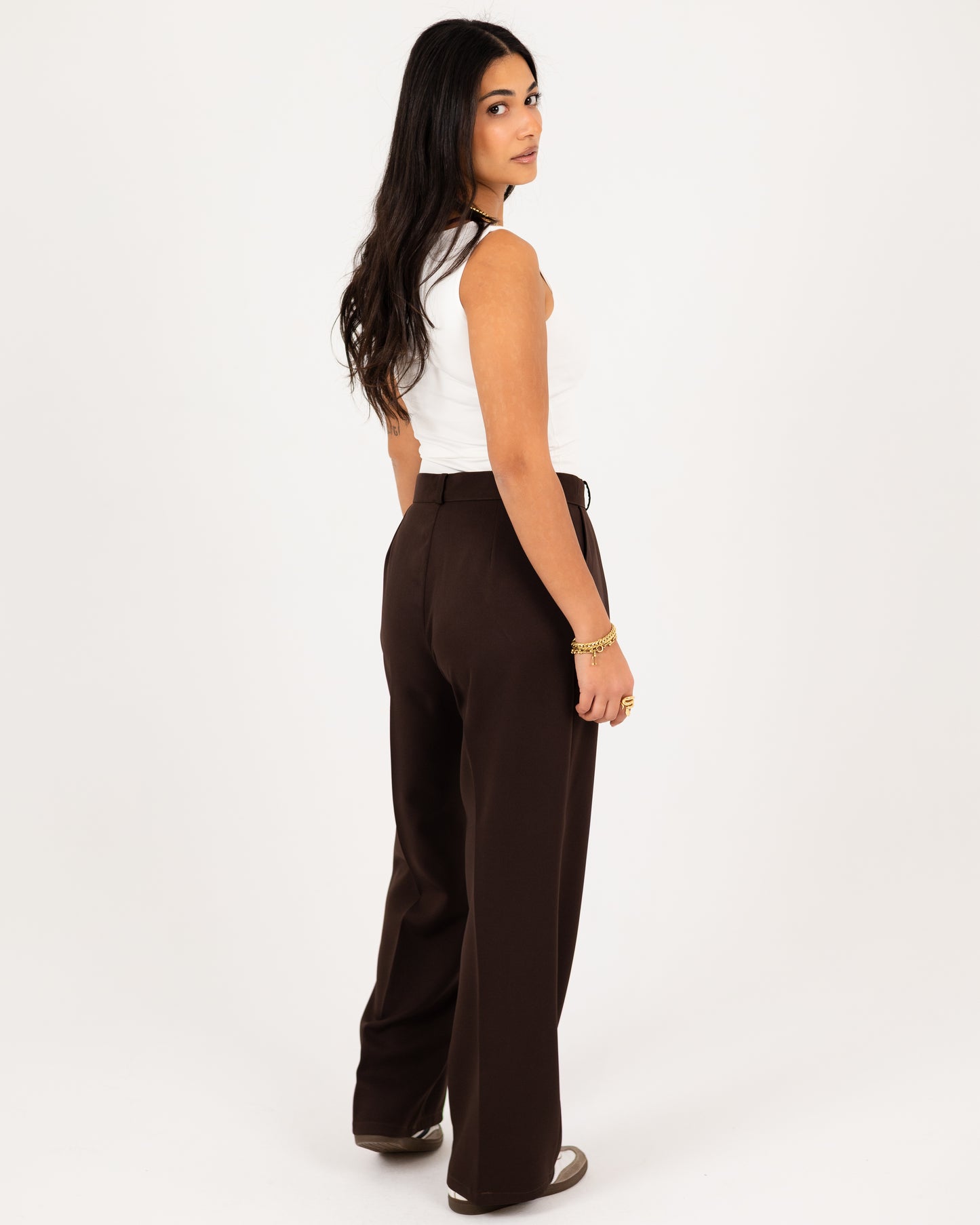 Wide-Leg Modern Pleated Pants
