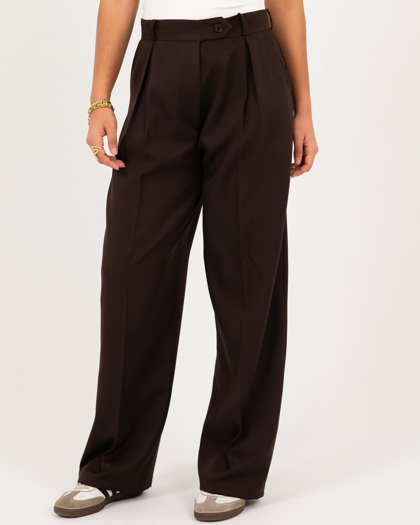 Wide-Leg Modern Pleated Pants