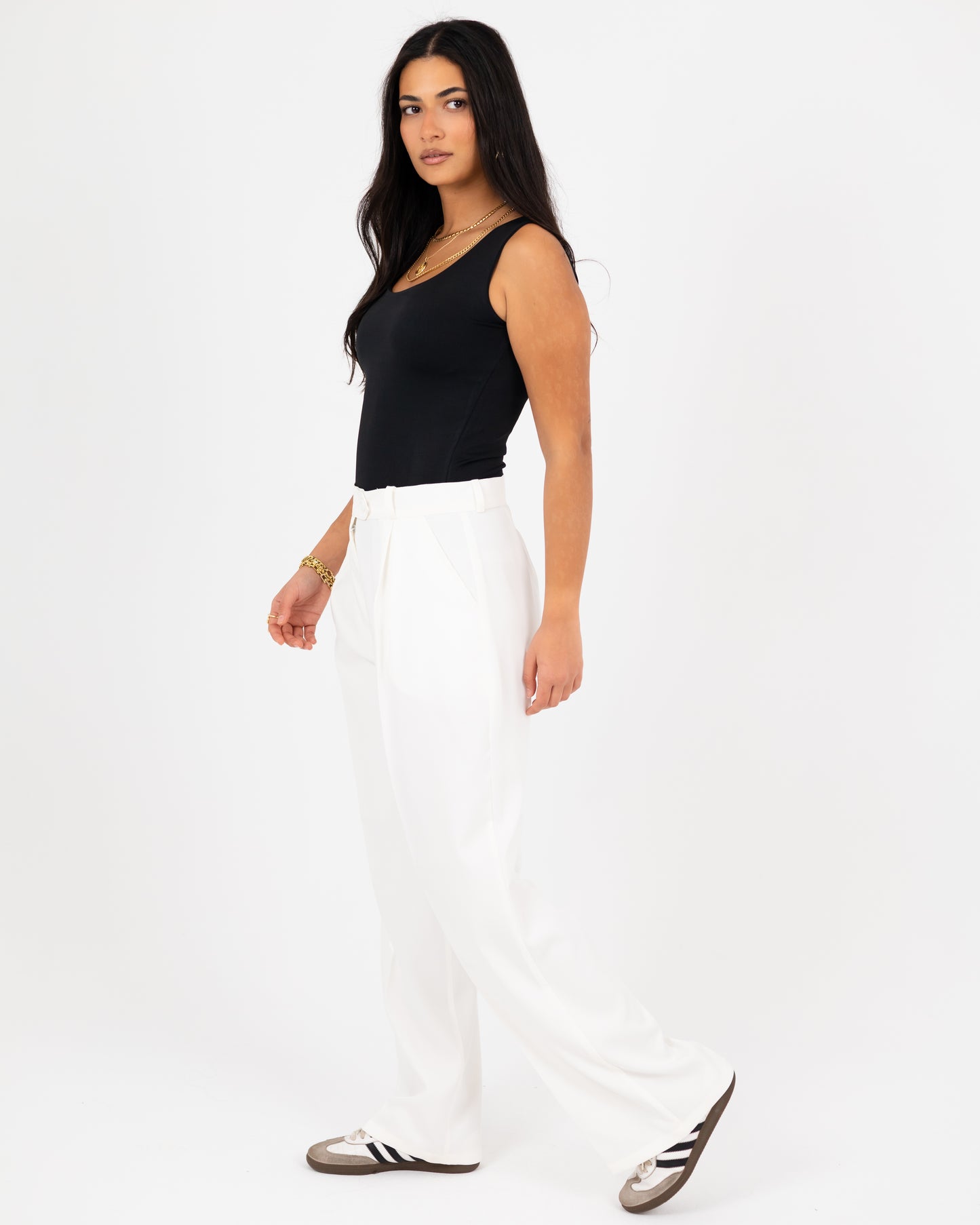 Wide-Leg Modern Pleated Pants