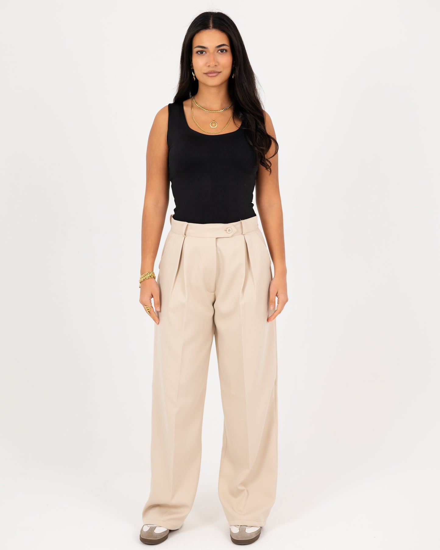 Wide-Leg Modern Pleated Pants