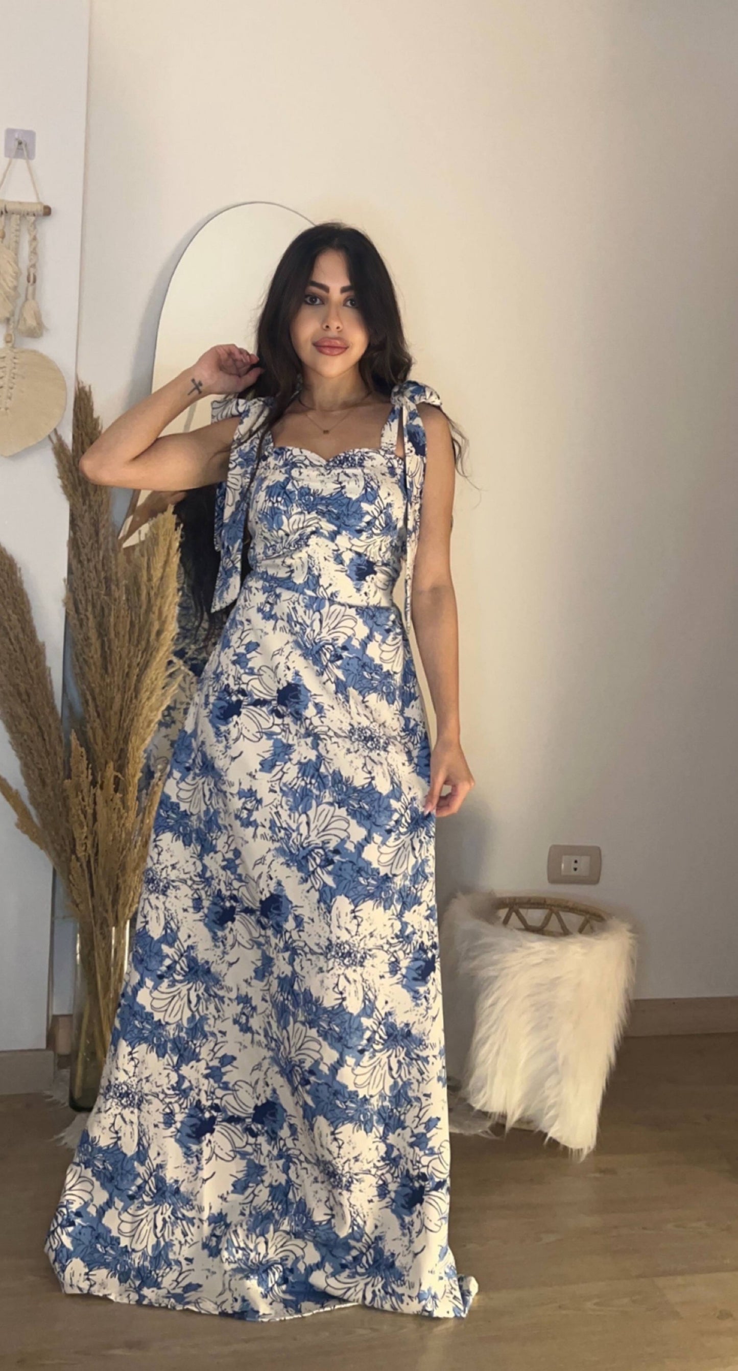 Sleeveless dress