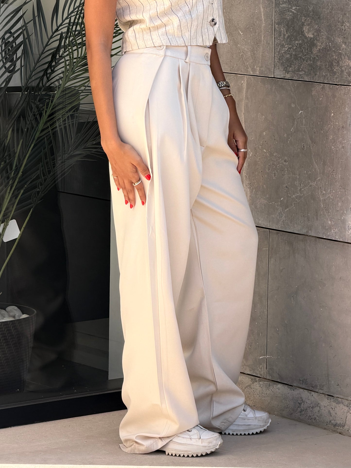 Smart Tailored Pants | Wide-Leg Fit