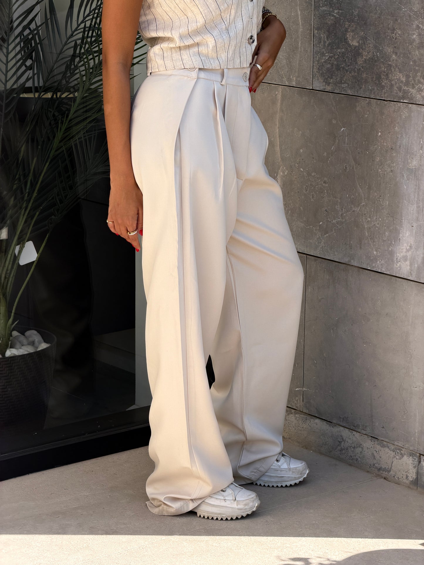 Smart Tailored Pants | Wide-Leg Fit