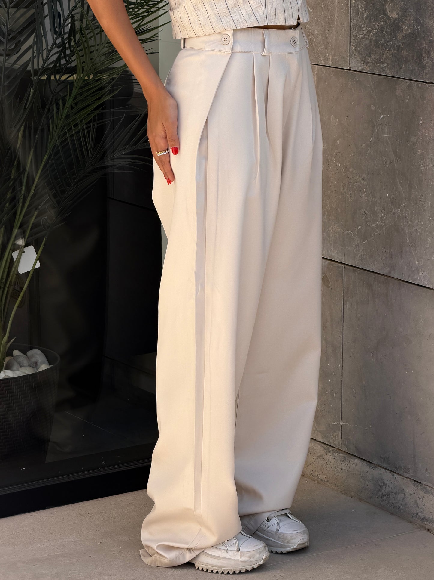 Smart Tailored Pants | Wide-Leg Fit