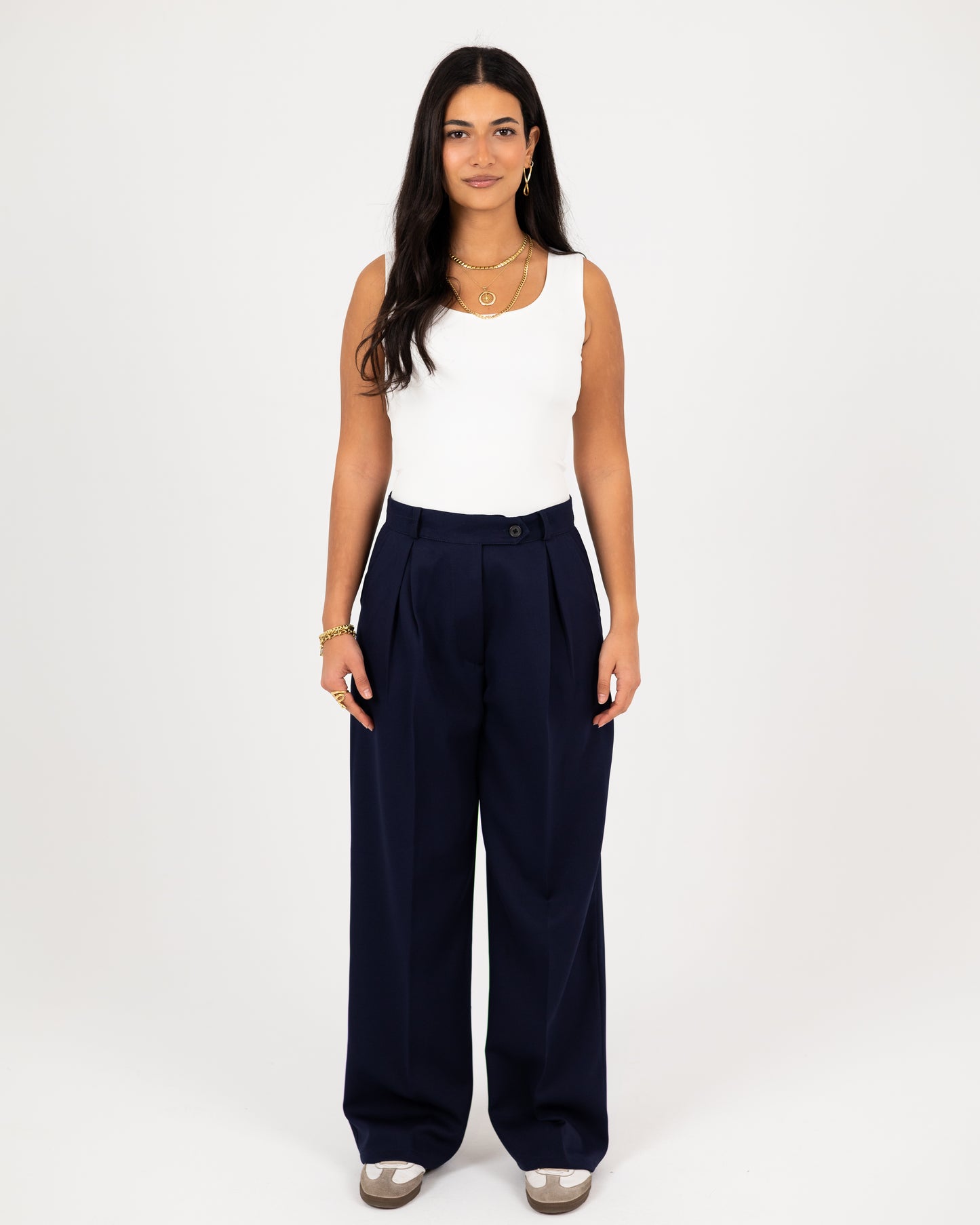 Wide-Leg Modern Pleated Pants
