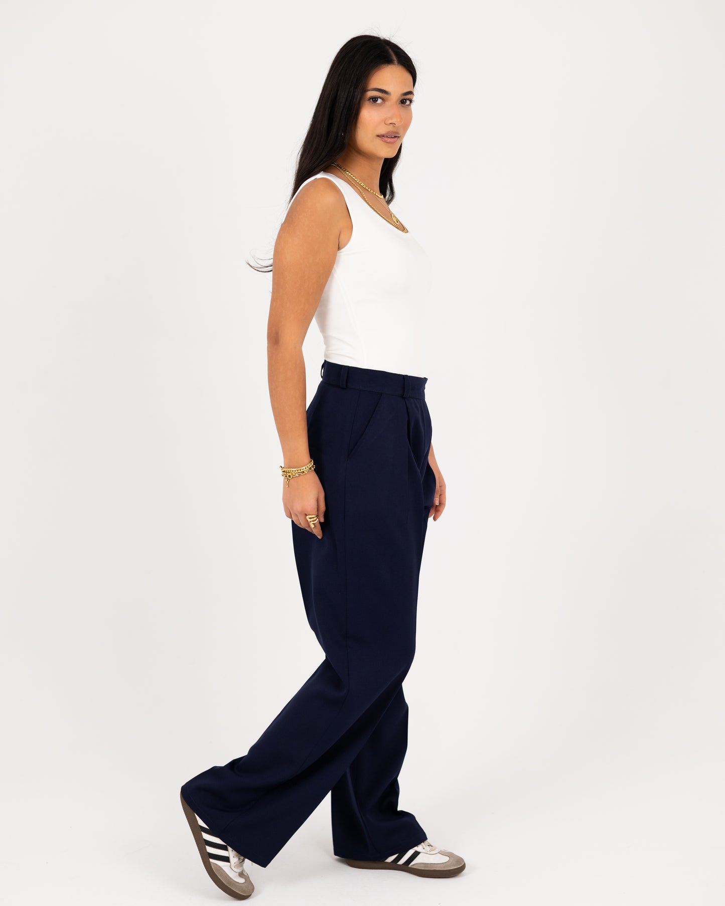 Wide-Leg Modern Pleated Pants