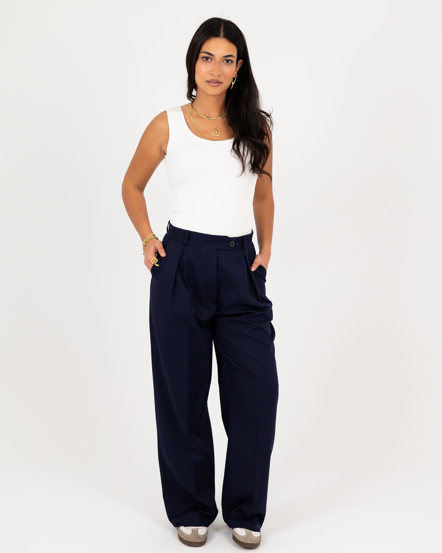 Wide-Leg Modern Pleated Pants