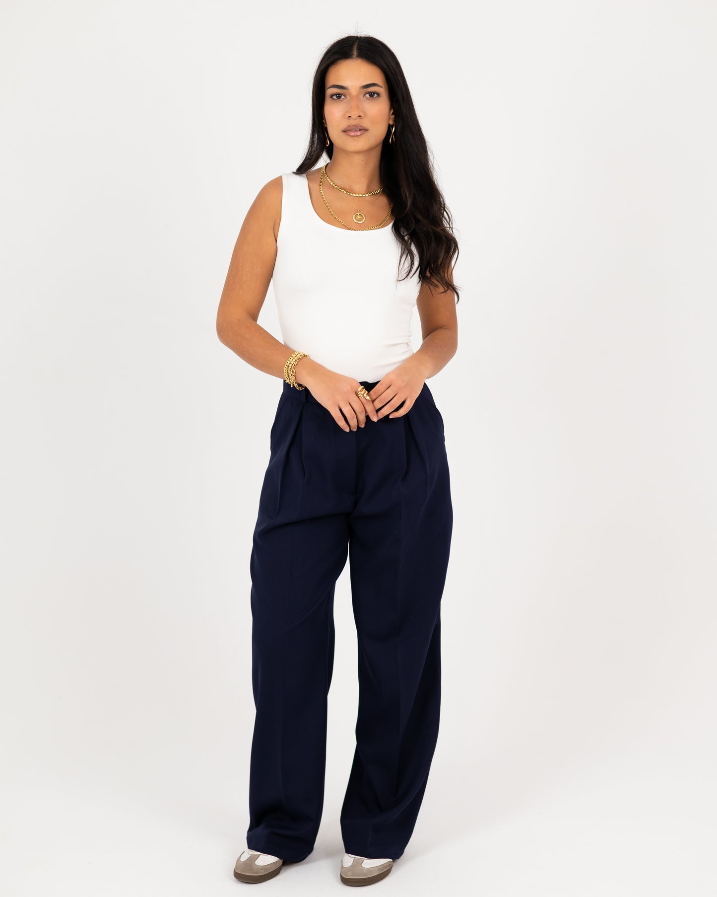 Wide-Leg Modern Pleated Pants